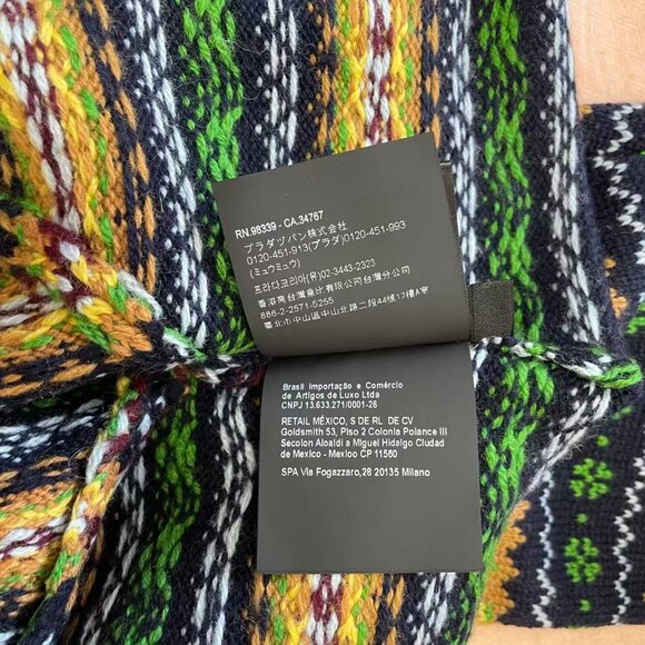 V-neck wool sweater - Picture 15 of 15